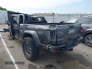 2021 Jeep Gladiator Overland с VIN 1C6HJTFG4ML595078, выставлен на аукционе IAAI как лот 42046034 с пробегом 61 127 миль миль и . История ставок и продаж доступна на DreamBid. Изображение 3.