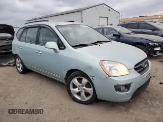 2007 Kia Rondo LX Base with VIN KNAFG525X77093670, listed as a Copart auction lot 87956025 with 138,330 mi miles and Salvage Title. Bid and sale history available at carsss.com. Image 4.