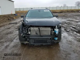 2024 GMC Terrain SLE z VIN 3GKALTEG1RL152117, wystawiony jako Copart lot #47213925 z przebiegiem 16 934 mil mil oraz Czysty tytuł • Clean title. Historia ofert i sprzedaży dostępna na DreamBid. Obrazek 5.