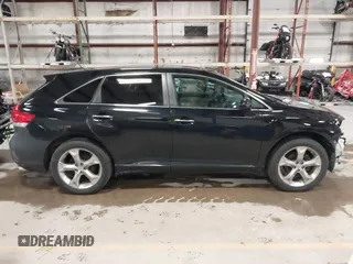 2010 Toyota Venza with VIN 4T3ZK3BB2AU025903, listed as a IAAI auction lot 41850784 with 176,930 mi miles. Bid and sale history available at carsss.com. Image 13.