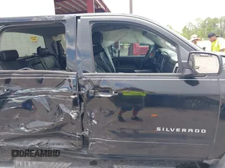 2015 Chevrolet Silverado 1500 LT with VIN 3GCPCREC9FG468813, listed as a IAAI auction lot 39908400 with 170,989 mi miles and . Bid and sale history available at DreamBid. Image 20.