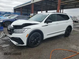 2022 Volkswagen Tiguan SE R-Line Black z VIN 3VVCB7AX4NM041300, wystawiony jako Copart lot #48463695 z przebiegiem 42 646 mil mil oraz Nie do naprawy • Non repairable. Historia ofert i sprzedaży dostępna na DreamBid. Obrazek 1.