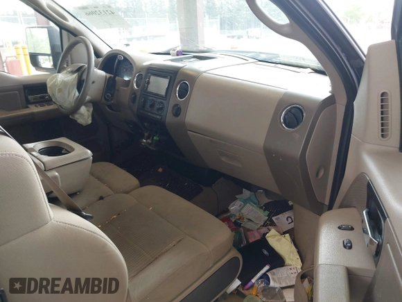 2008 Ford F-150 XLT с VIN 1FTPX14538FA33346, выставлен на аукционе IAAI как лот 42132066 с пробегом 166 912 миль миль и . История ставок и продаж доступна на DreamBid. Изображение 5.