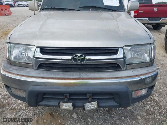 2002 Toyota 4Runner SR5 with VIN JT3GN86R220231722, listed as a IAAI auction lot 41613668 with 281,143 mi miles. Bid and sale history available at carsss.com. Image 6.