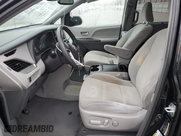 2019 Toyota Sienna LE with VIN 5TDJZ3DC5KS219388, listed as a Copart auction lot 51489465 with 162,353 mi miles and Salvage Title. Bid and sale history available at carsss.com. Image 7.