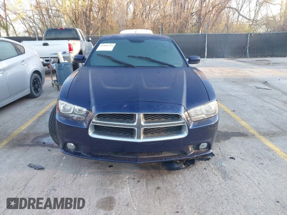 2014 Dodge Charger SXT with VIN 2C3CDXHGXEH330845, listed as a IAAI auction lot 41858714 with 161,541 mi miles. Bid and sale history available at carsss.com. Image 12.