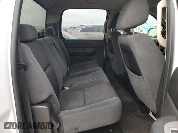2009 Chevrolet Silverado 1500 LT with VIN 3GCEC23069G275627, listed as a Copart auction lot 44006045 with 240,024 mi miles and Clean Title. Bid and sale history available at carsss.com. Image 10.