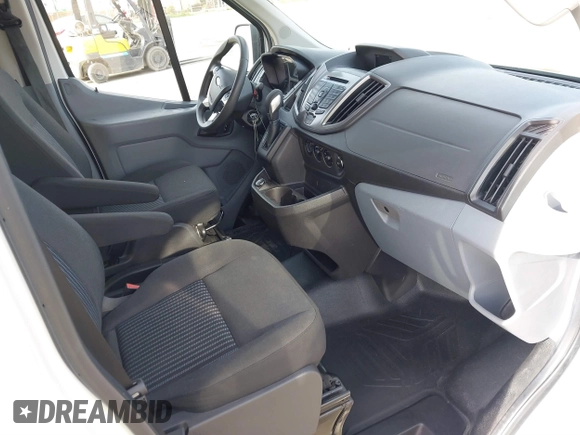 2019 Ford Transit Passenger XL with VIN 1FBAX2CM8KKA99530, listed as a IAAI auction lot 41664660 with 33,044 mi miles. Bid and sale history available at carsss.com. Image 5.