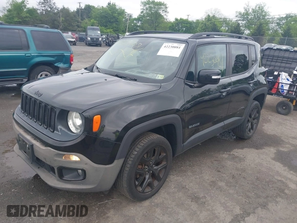 2017 Jeep Renegade Latitude z VIN ZACCJBBB7HPF22652, wystawiony jako IAAI lot #42230081 z przebiegiem 108 696 mil mil oraz . Historia ofert i sprzedaży dostępna na DreamBid. Obrazek 17.