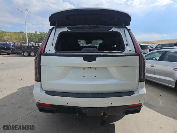 2022 Cadillac Escalade Luxury with VIN 1GYS3AKL8NR103032, listed as a Copart auction lot 59179684 with 49,122 mi miles and Non Repairable. Bid and sale history available at carsss.com. Image 6.