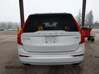 2018 Volvo XC90 Inscription with VIN YV4A22PL5J1388636, listed as a IAAI auction lot 41313782 with 59,859 mi miles. Bid and sale history available at carsss.com. Image 15.