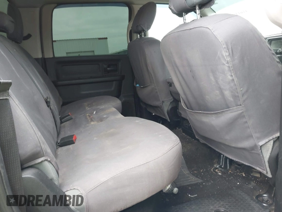 2018 Ram 2500 Tradesman with VIN 3C6UR5HL5JG166828, listed as a IAAI auction lot 41611085 with 151,716 mi miles. Bid and sale history available at carsss.com. Image 8.