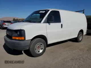 2013 Chevrolet Express Cargo z VIN 1GCWGFBA2D1115617, wystawiony jako Copart lot #61756645 z przebiegiem 302 668 mil mil oraz Szkoda całkowita • Salvage title. Historia ofert i sprzedaży dostępna na DreamBid. Obrazek 1.