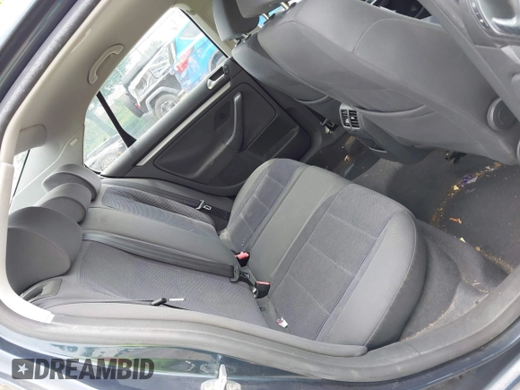 2006 Volkswagen Jetta Value Edition с VIN 3VWPF71K56M711525, выставлен на аукционе IAAI как лот 42456621 с пробегом 137 222 миль миль и . История ставок и продаж доступна на DreamBid. Изображение 8.