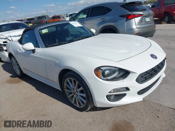 2018 FIAT 124 Spider Classica z VIN JC1NFAEKXJ0138258, wystawiony jako IAAI lot #42174771 z przebiegiem 42 867 mil mil oraz . Historia ofert i sprzedaży dostępna na DreamBid. Obrazek 1.