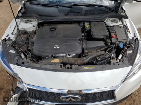 2018 Infiniti QX30 Premium with VIN SJKCH5CR2JA052770, listed as a Copart auction lot 61227824 with 39,761 mi miles and Salvage Title. Bid and sale history available at carsss.com. Image 11.