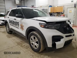 2024 Ford Police Interceptor Utility z VIN 1FM5K8AB7RGA02908, wystawiony jako Copart lot #89098655 z przebiegiem 4 565 mil mil oraz Szkoda całkowita • Salvage title. Historia ofert i sprzedaży dostępna na DreamBid. Obrazek 4.