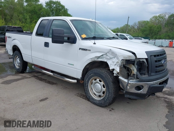 2012 Ford F-150 XL with VIN 1FTFX1ET4CKD54563, listed as a IAAI auction lot 42076205 with 136,841 mi miles and . Bid and sale history available at carsss.com. Image 1.