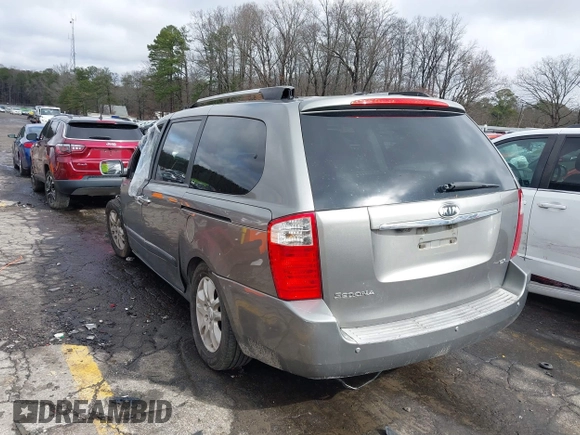 2010 Kia Sedona EX with VIN KNDMH4C33A6342127, listed as a IAAI auction lot 41570657 with 249,395 mi miles. Bid and sale history available at carsss.com. Image 3.