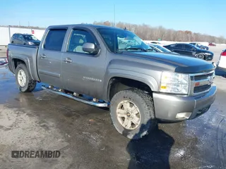 2008 Chevrolet Silverado 1500 LTZ with VIN 3GCEK13M08G164943, listed as a IAAI auction lot 40943708 with 212,496 mi miles. Bid and sale history available at carsss.com. Image 1.