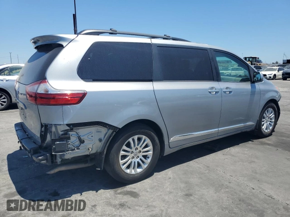 2017 Toyota Sienna XLE Auto Access Seat with VIN 5TDYZ3DC7HS851736, listed as a Copart auction lot 62350585 with 71,833 mi miles and Salvage title. Bid and sale history available at DreamBid. Image 3.