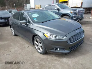 2016 Ford Fusion S z VIN 3FA6P0G77GR293954, wystawiony jako IAAI lot #41716277 z przebiegiem 125 334 mil mil oraz . Historia ofert i sprzedaży dostępna na DreamBid. Obrazek 1.