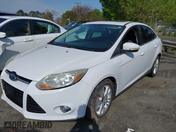 2012 Ford Focus SEL with VIN 1FAHP3H20CL470527, listed as a IAAI auction lot 42028826 with 165,197 mi miles. Bid and sale history available at carsss.com. Image 2.