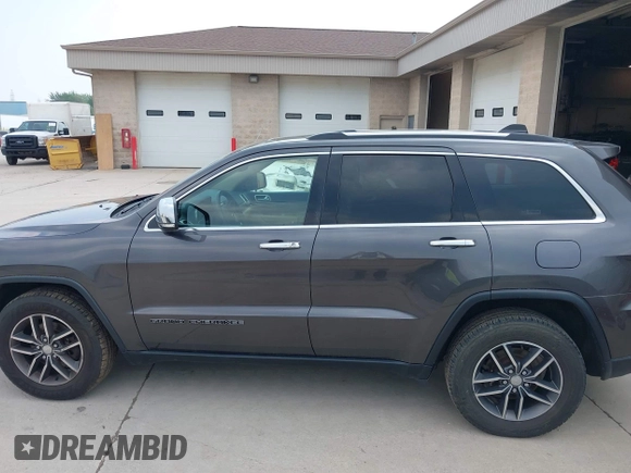 2017 Jeep Grand Cherokee Limited with VIN 1C4RJFBG5HC836740, listed as a IAAI auction lot 42370107 with 107,609 mi miles and . Bid and sale history available at DreamBid. Image 14.