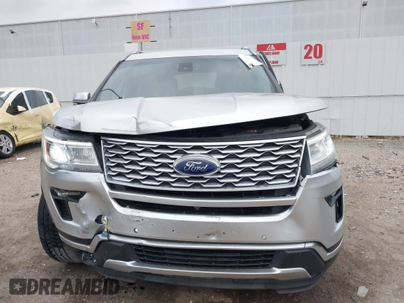 2018 Ford Explorer Platinum with VIN 1FM5K8HT2JGA66681, listed as a IAAI auction lot 41932370 with 61,049 mi miles. Bid and sale history available at carsss.com. Image 12.