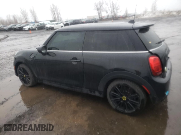 2023 MINI Hardtop Cooper SE z VIN WMW13DJ04P2U22804, wystawiony jako Copart lot #51372015 z przebiegiem 30 903 mil mil oraz Szkoda całkowita • Salvage title. Historia ofert i sprzedaży dostępna na DreamBid. Obrazek 2.
