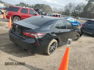 2023 Toyota Camry SE with VIN 4T1G11AK2PU735630, listed as a Copart auction lot 47280475 with 61,180 mi miles and Salvage Title. Bid and sale history available at DreamBid. Image 3.