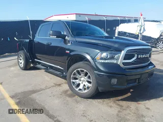 2018 Ram 1500 Limited z VIN 1C6RR6PT9JS193181, wystawiony jako IAAI lot #42133768 z przebiegiem 75 658 mil mil oraz . Historia ofert i sprzedaży dostępna na DreamBid. Obrazek 1.