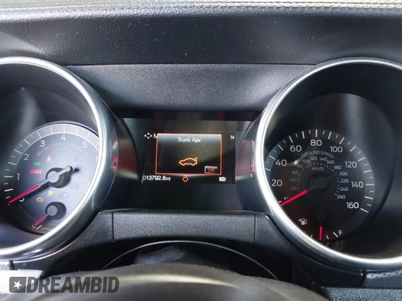 2021 Ford Mustang GT z VIN 1FA6P8CF4M5157730, wystawiony jako IAAI lot #42283007 z przebiegiem 13 792 mil mil oraz . Historia ofert i sprzedaży dostępna na DreamBid. Obrazek 7.