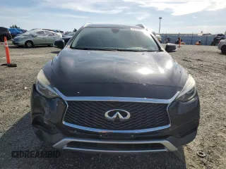 2017 Infiniti QX30 Luxury z VIN SJKCH5CR1HA037364, wystawiony jako Copart lot #44723845 z przebiegiem 82 453 mil mil oraz Szkoda całkowita • Salvage title. Historia ofert i sprzedaży dostępna na DreamBid. Obrazek 5.