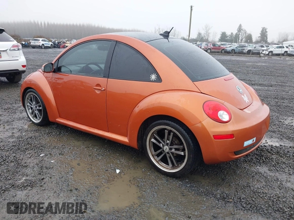 2010 Volkswagen Beetle with VIN 3VWRG3AG3AM024689, listed as a IAAI auction lot 41037756 with 102,180 mi miles and . Bid and sale history available at DreamBid. Image 3.