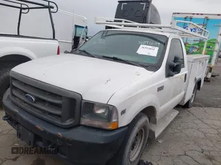 2002 Ford Super Duty F-250 XL with VIN 1FTNF20LX2EB69376, listed as a IAAI auction lot 38393894 with 1 mi miles. Bid and sale history available at carsss.com. Image 2.