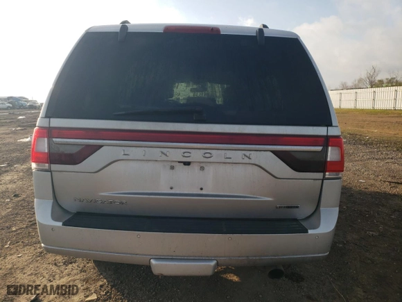 2016 Lincoln Navigator Select with VIN 5LMJJ2HT8GEL04128, listed as a Copart auction lot 44029055 with 0 mi miles and Salvage Title. Bid and sale history available at carsss.com. Image 6.