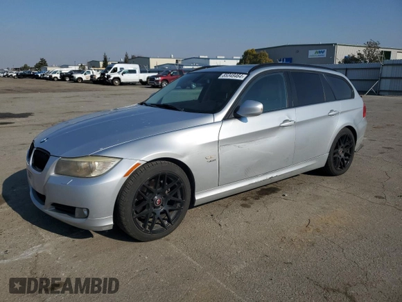 2011 BMW 3 Series 328i xDrive with VIN WBAUU3C58BA541919, listed as a Copart auction lot 85348464 with 197,538 mi miles and Salvage Title. Bid and sale history available at DreamBid. Image 1.