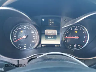 2017 Mercedes-Benz C 300 z VIN 55SWF4KB5HU188671, wystawiony jako Copart lot #43833835 z przebiegiem 86 017 mil mil oraz Szkoda całkowita • Salvage title. Historia ofert i sprzedaży dostępna na DreamBid. Obrazek 9.