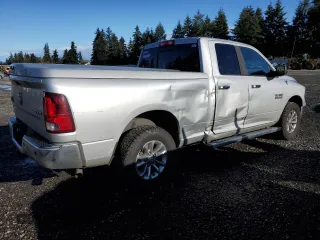 2013 Ram 1500 SLT z VIN 1C6RR7GG0DS668536, wystawiony jako Copart lot #81799564 z przebiegiem 200 594 mil mil oraz Szkoda całkowita • Salvage title. Historia ofert i sprzedaży dostępna na DreamBid. Obrazek 3.