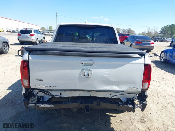 2020 Honda Ridgeline RTL-E with VIN 5FPYK3F75LB000317, listed as a IAAI auction lot 41850029 with 17,430 mi miles. Bid and sale history available at carsss.com. Image 17.