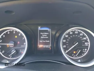 2024 Toyota Camry LE z VIN 4T1C11AK1RU207305, wystawiony jako IAAI lot #41973066 z przebiegiem 19 165 mil mil oraz . Historia ofert i sprzedaży dostępna na DreamBid. Obrazek 7.