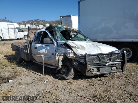 2001 Dodge Ram 3500 with VIN 1B7MF336X1J591600, listed as a Copart auction lot 73002914 with 0 mi miles and Salvage Title. Bid and sale history available at carsss.com. Image 4.