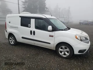 2018 Ram ProMaster City Passenger SLT with VIN ZFBERFBB3J6L16958, listed as a Copart auction lot 82562424 with 86,216 mi miles and Salvage Title. Bid and sale history available at carsss.com. Image 4.