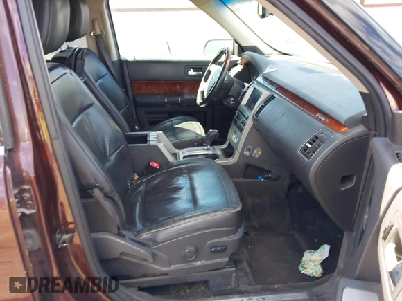2009 Ford Flex Limited with VIN 2FMDK53C19BA73819, listed as a IAAI auction lot 41993213 with 184,257 mi miles. Bid and sale history available at carsss.com. Image 5.