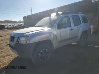 2015 Nissan Xterra Pro-4X z VIN 5N1AN0NW0FN659528, wystawiony jako Copart lot #45036105 z przebiegiem Nie podano mil oraz Szkoda całkowita • Salvage title. Historia ofert i sprzedaży dostępna na DreamBid. Obrazek 1.