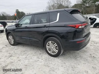 2024 Mitsubishi Outlander ES with VIN JA4J3UA87RZ025570, listed as a Copart auction lot 86778764 with 8,762 mi miles and Salvage Title. Bid and sale history available at carsss.com. Image 2.
