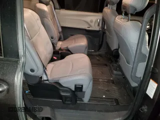 2022 Toyota Sienna Limited with VIN 5TDZSKFCXNS063626, listed as a Copart auction lot 85759354 with 35,448 mi miles and Salvage Title. Bid and sale history available at carsss.com. Image 11.