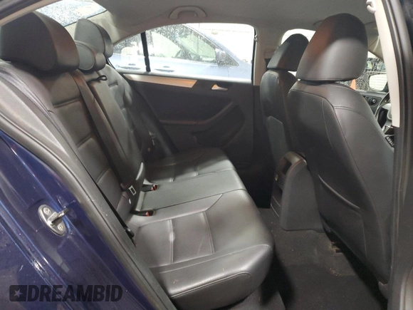 2013 Volkswagen Jetta SE z VIN 3VWDP7AJ6DM395105, wystawiony jako Copart lot #51774465 z przebiegiem 163 342 mil mil oraz Szkoda całkowita • Salvage title. Historia ofert i sprzedaży dostępna na DreamBid. Obrazek 10.
