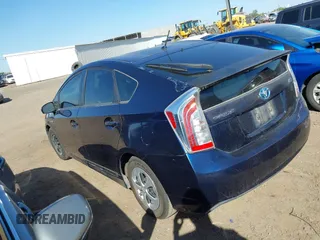 2012 Toyota Prius One with VIN JTDKN3DU6C1508691, listed as a IAAI auction lot 42137990 with 271,382 mi miles. Bid and sale history available at carsss.com. Image 3.